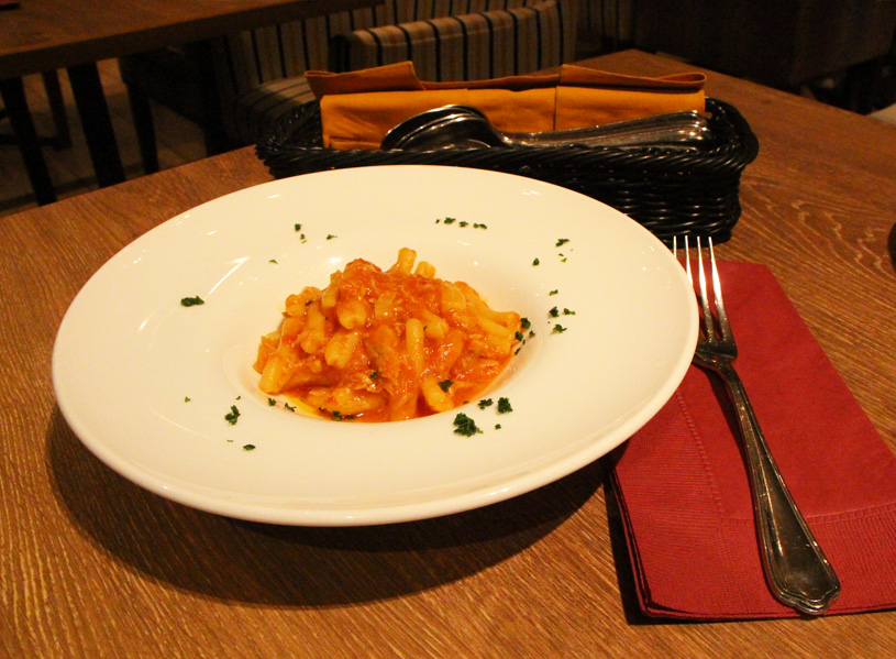 ドイツ生まれの生パスタ「シュペッツレ」が味わえる!『Spatzle CAFE & WINE(シュペッツレ カフェ&ワイン)』 ドイツ生まれの生パスタ「シュペッツレ」が味わえる!『Spatzle CAFE & WINE(シュペッツレ カフェ&ワイン)』