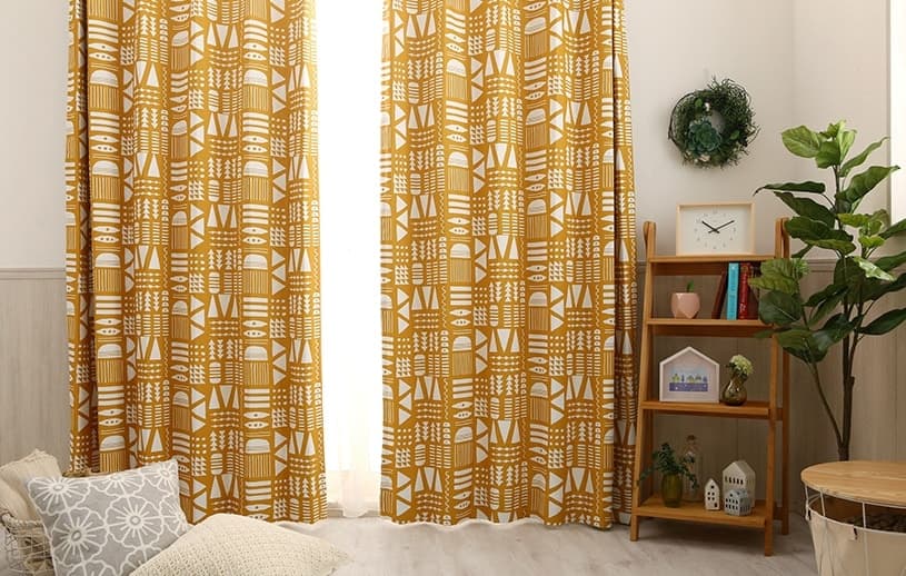 カーテン 幾何柄模様が特徴の北欧調カーテン キカ モノトーン 黄色 イエロー 1cm刻みのカーテン パーフェクトスペースカーテン館