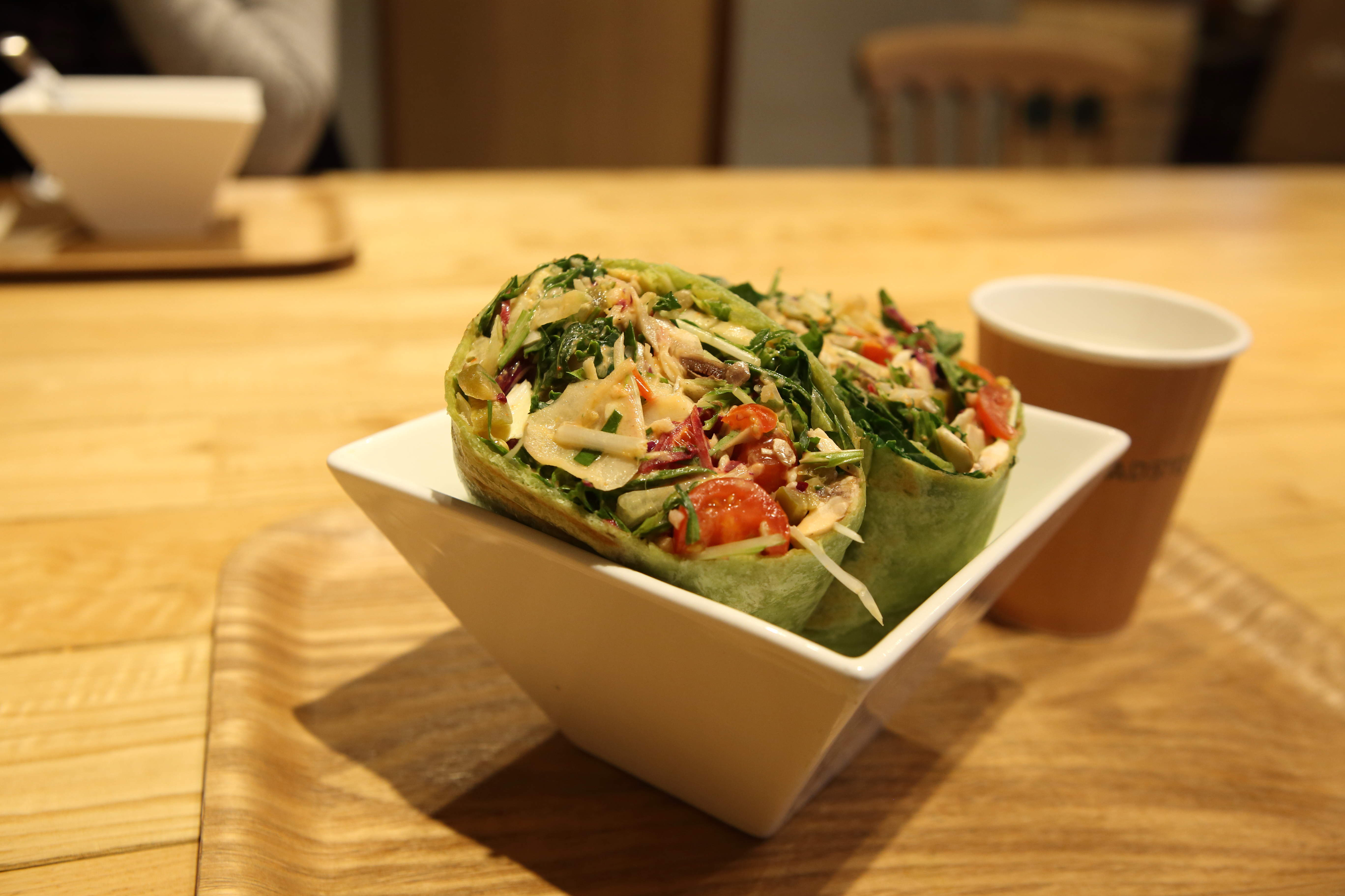 シンガポール発!美容・健康に特化した人気沸騰中のサラダ専門店!「SALADSTOP!表参道店」 シンガポール発!美容・健康に特化した人気沸騰中のサラダ専門店!「SALADSTOP!表参道店」