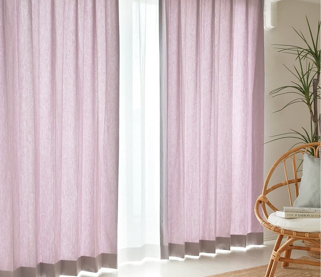 紫のカーテンで部屋を可愛く！風水的効果やコーディネート術も紹介。