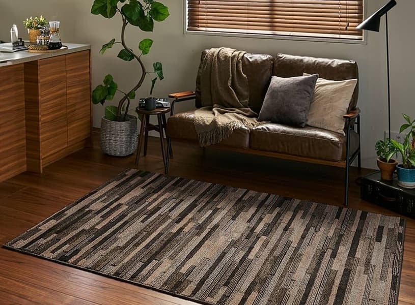 ヴィンテージのデニムのような風合いがオシャレなラグ